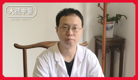 钟丰举大图.jpg